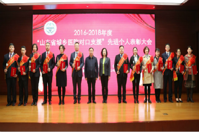 合影5.jpg