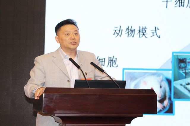 赵春华.jpg