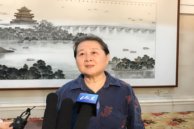 采访1.jpg