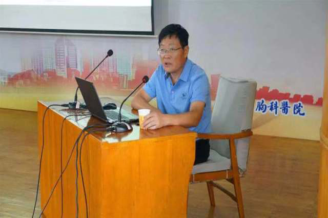 秦敬民.jpg