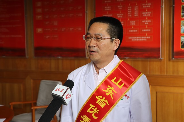 采访3_副本.jpg