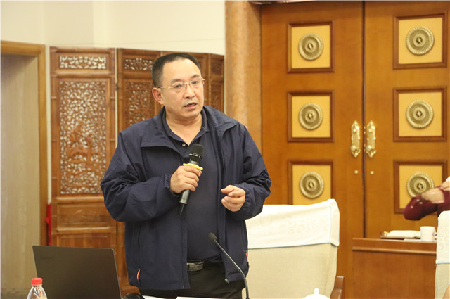 董事长.jpg