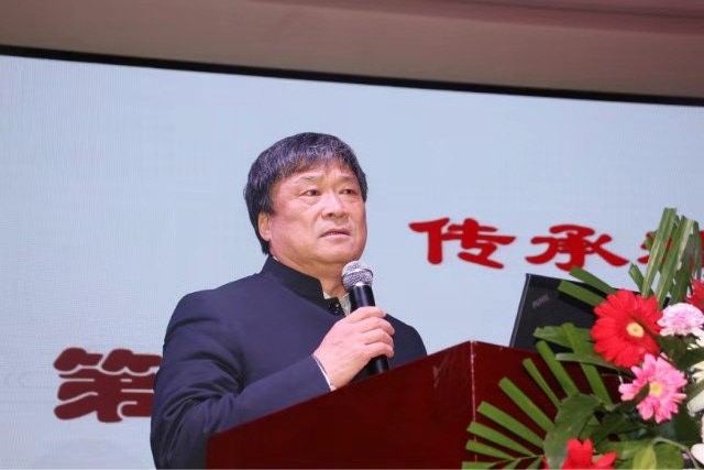 领导讲话.jpg