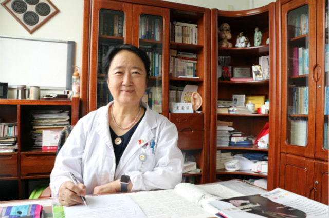 不忘医者初心 尽显大医风范 访"乳腺保卫者"山东省中医院宋爱莉