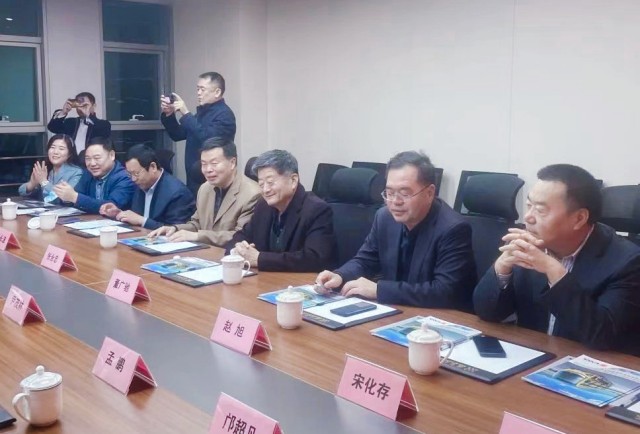 微信图片_20230330165207_副本.jpg