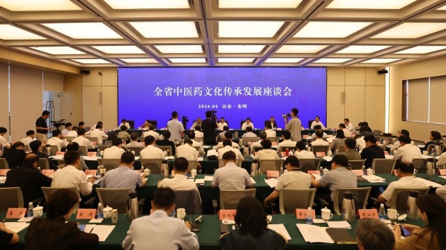 5c0ec8c3492f17ddbf1c2b2a1c37180f_副本.jpg