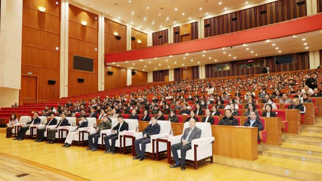 1766813158226909.jpg c669ade33f8524fab2bf9b684991e44d(1).jpg